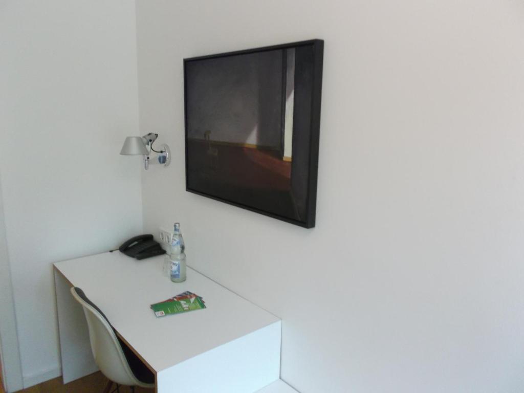 Art Hotel Ufer Dusseldorf Bilik gambar
